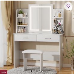 Vanity Set Black Still In Box 