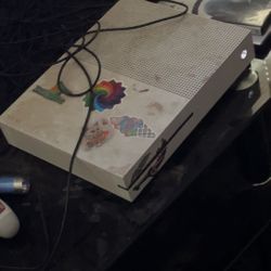 Xbox One S 