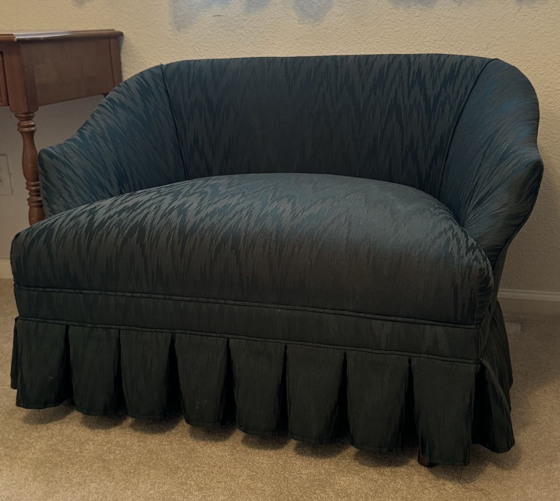 Charming Vintage 1950s Accent Chair