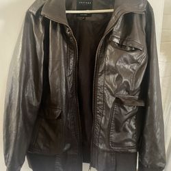 1078. Preowned Brown Ladies Therapy Jacket See Photos  Size 3x. Faux Leather $20 Firm.  