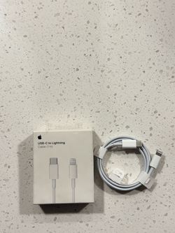 2 Brand New New Apple USB-C to Lightning Cable (1m)