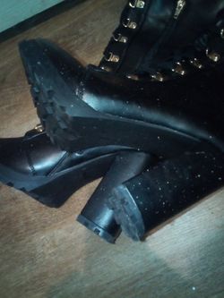 Leather Boots For Sale