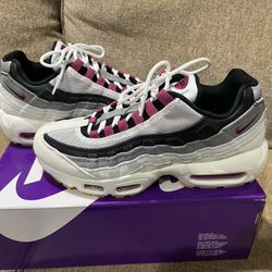 Nike SB Air Max 95 Size 7.5