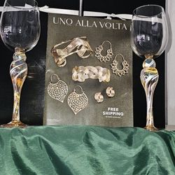 Set Of 2 Una Alla Volta Wine Glasses 