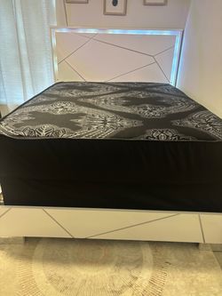 QUEEN Bed Frame + Mattress – Moving Sale