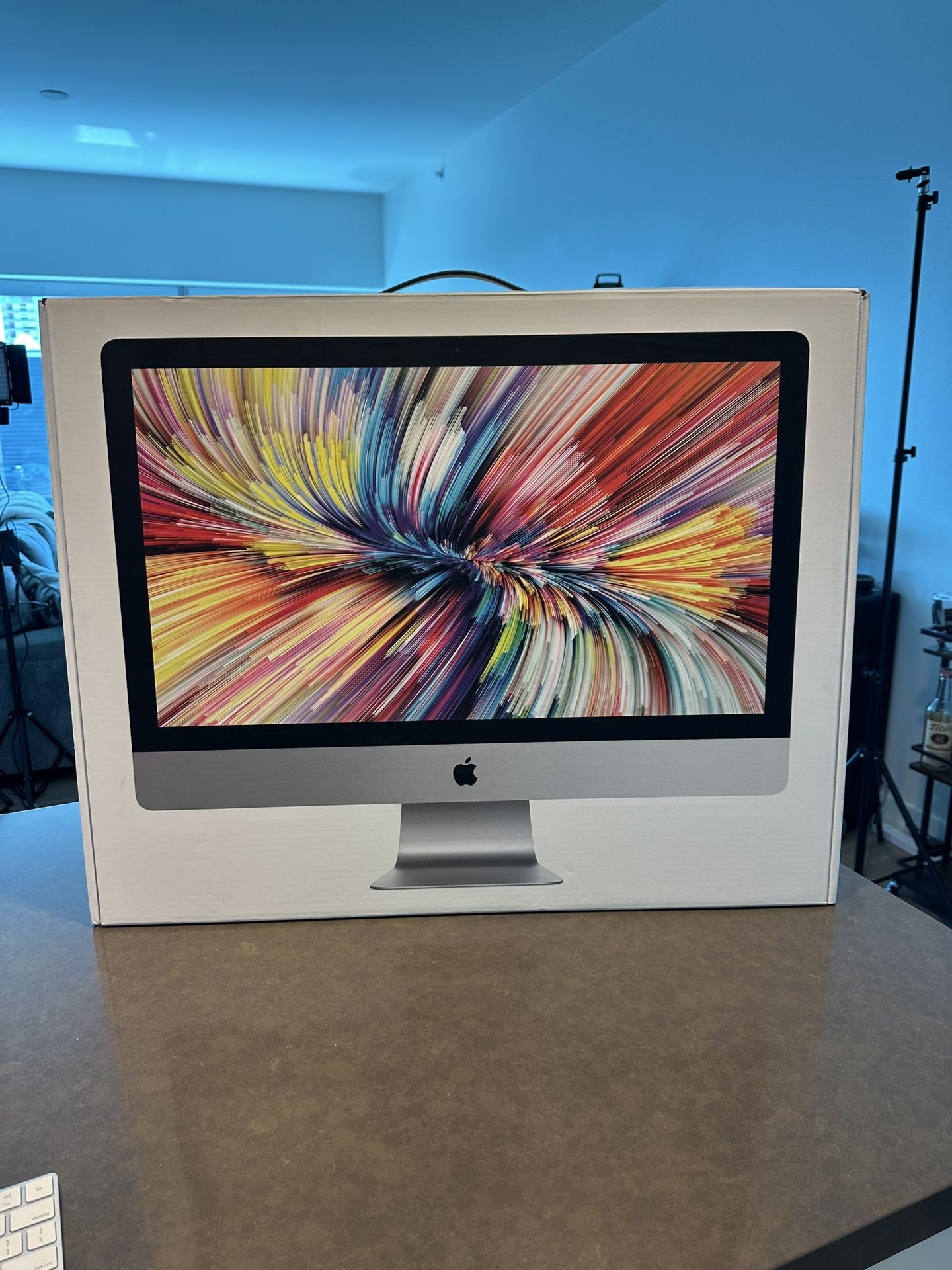 Apple iMac 5K, 27-inch With FREE 27” LG Monitor