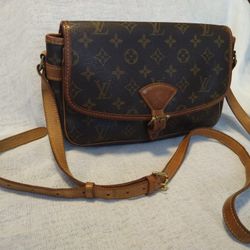 LOUIS VUITTON VINTAGE SOLONGE MONOGRAM LEATHER AND CANVAS BAG 