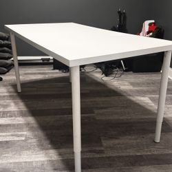 Adjustable Table