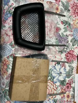 Recaro leather halo head rest