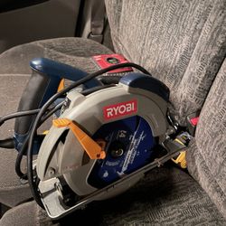 Ryobi 7 1/4 Circular Saw With Laser Light Guide