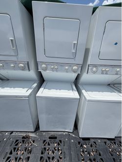 Kenmore washer and dryer tower 24” apartment size