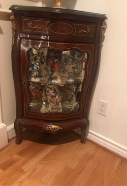 Very nice corner china