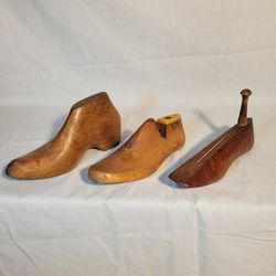 Antique Shoe Molds