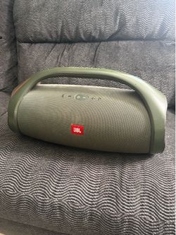 JBL Boombox