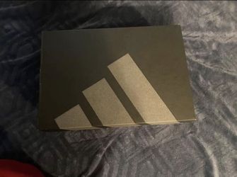 baseball cleats and bat