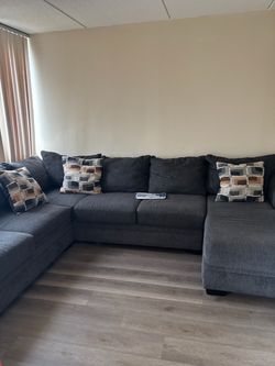 Sectional couch