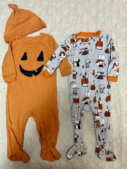 Pottery Barn Halloween 6-9 mo Footed Sleepers 