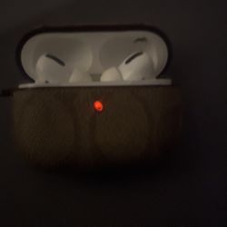 Generation 2 Apple AirPod pros 