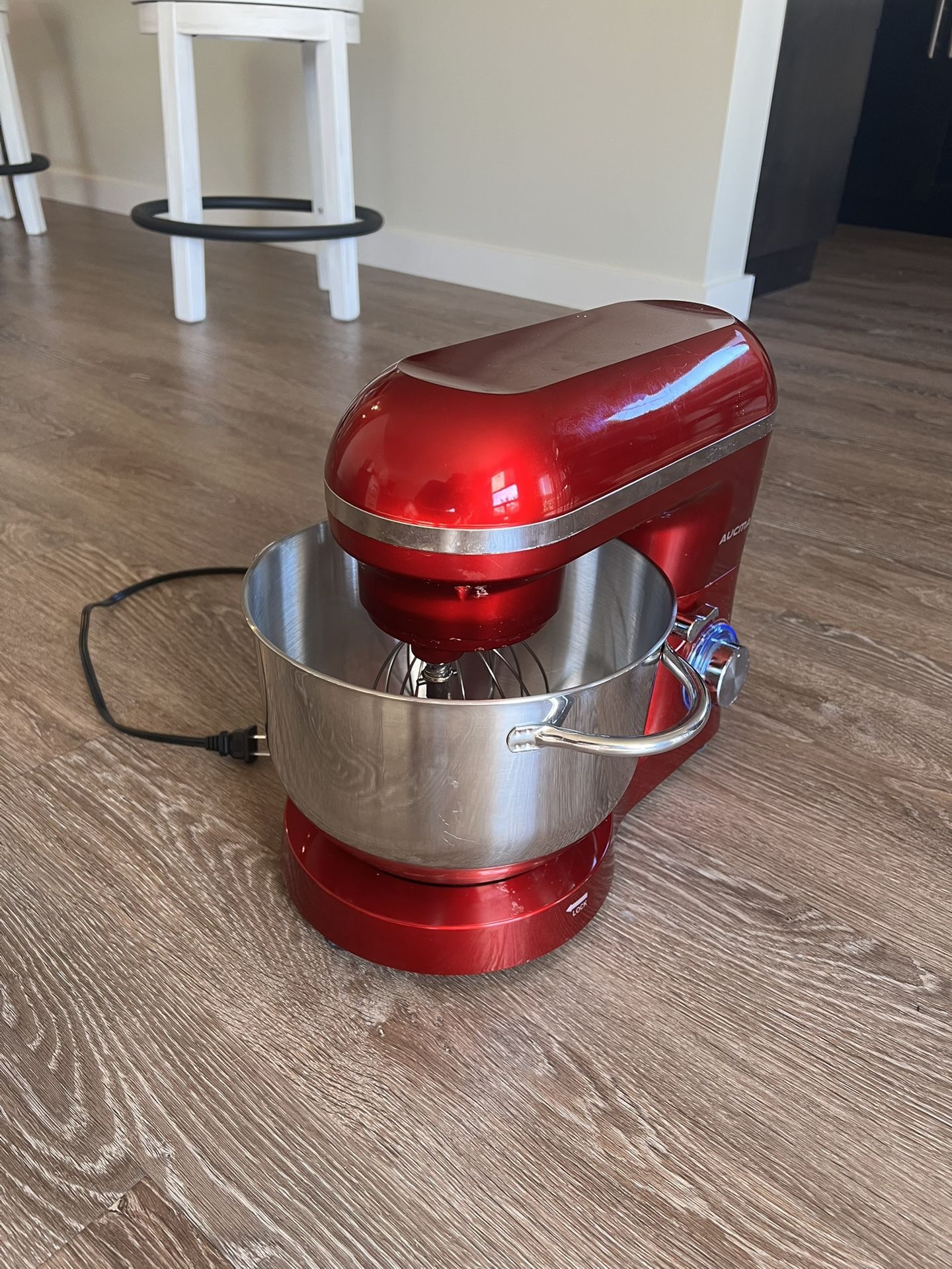 Six Speed Electric Mixer