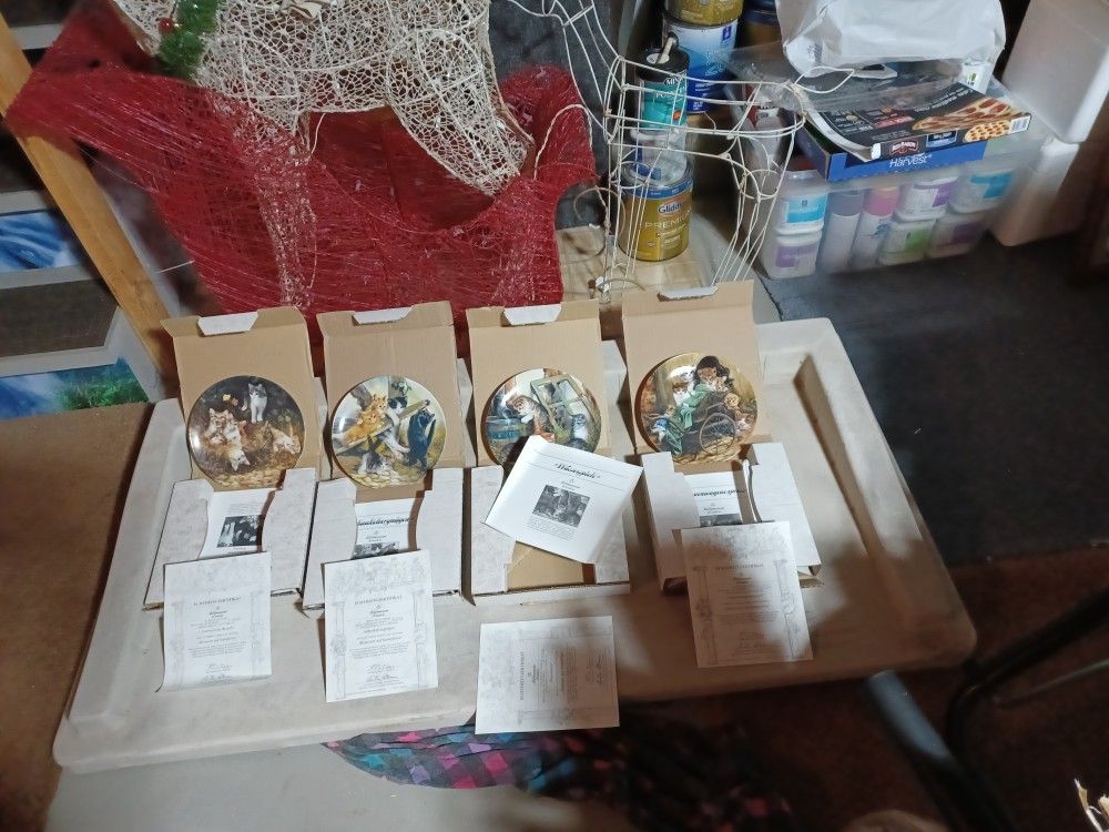 New Cat Plates,german,boxed,numbered,