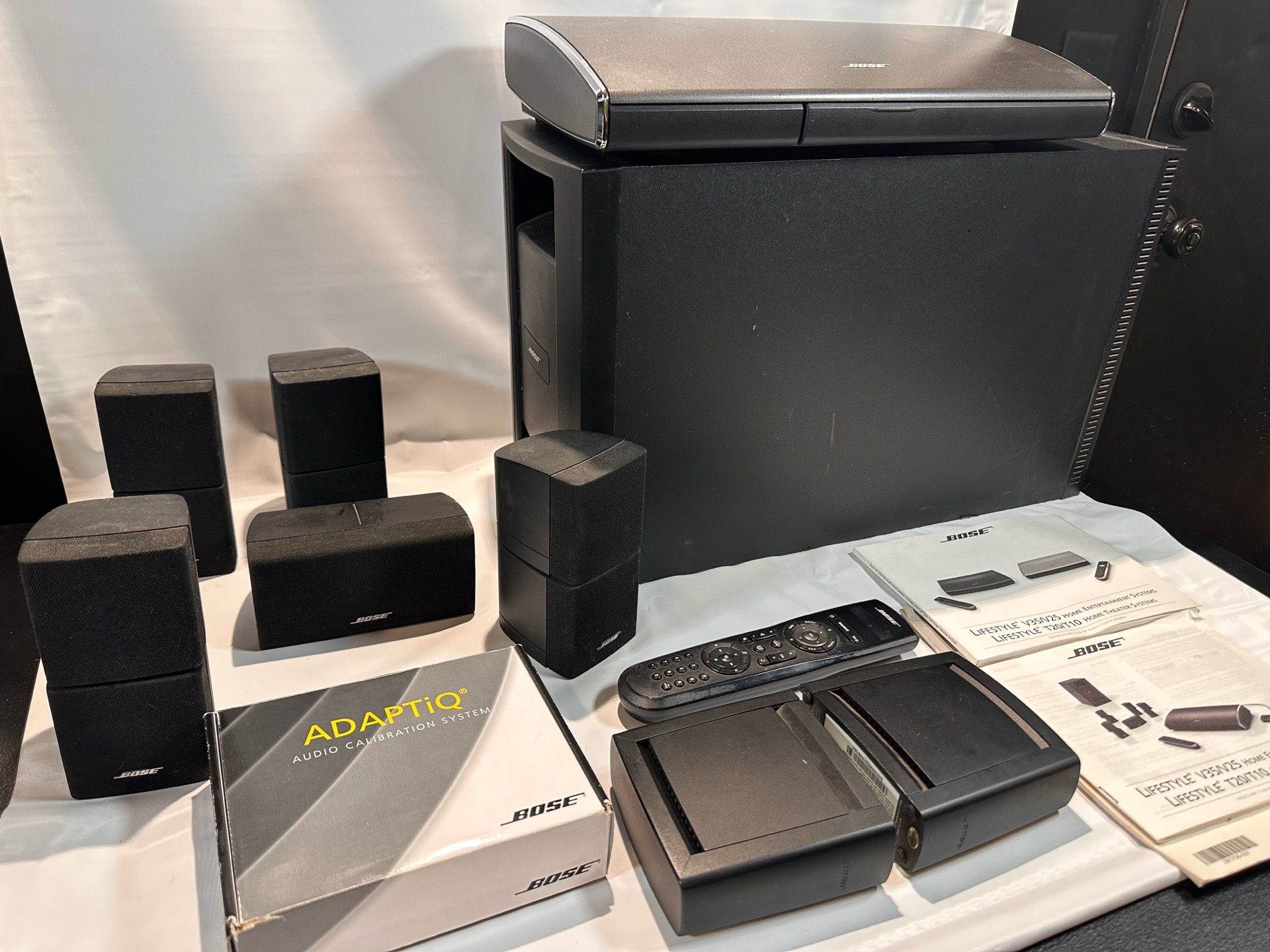 Bose Lifestyle Home Theater System 5.1 Model V35, Sub, Jewel Cubes, Remote