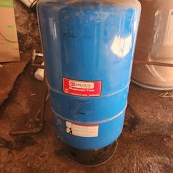 Water Pressure Tank