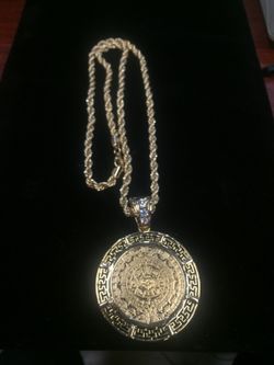 Gold Plated rope chain with coin