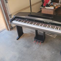 Yamaha Clavinova CVP-65 