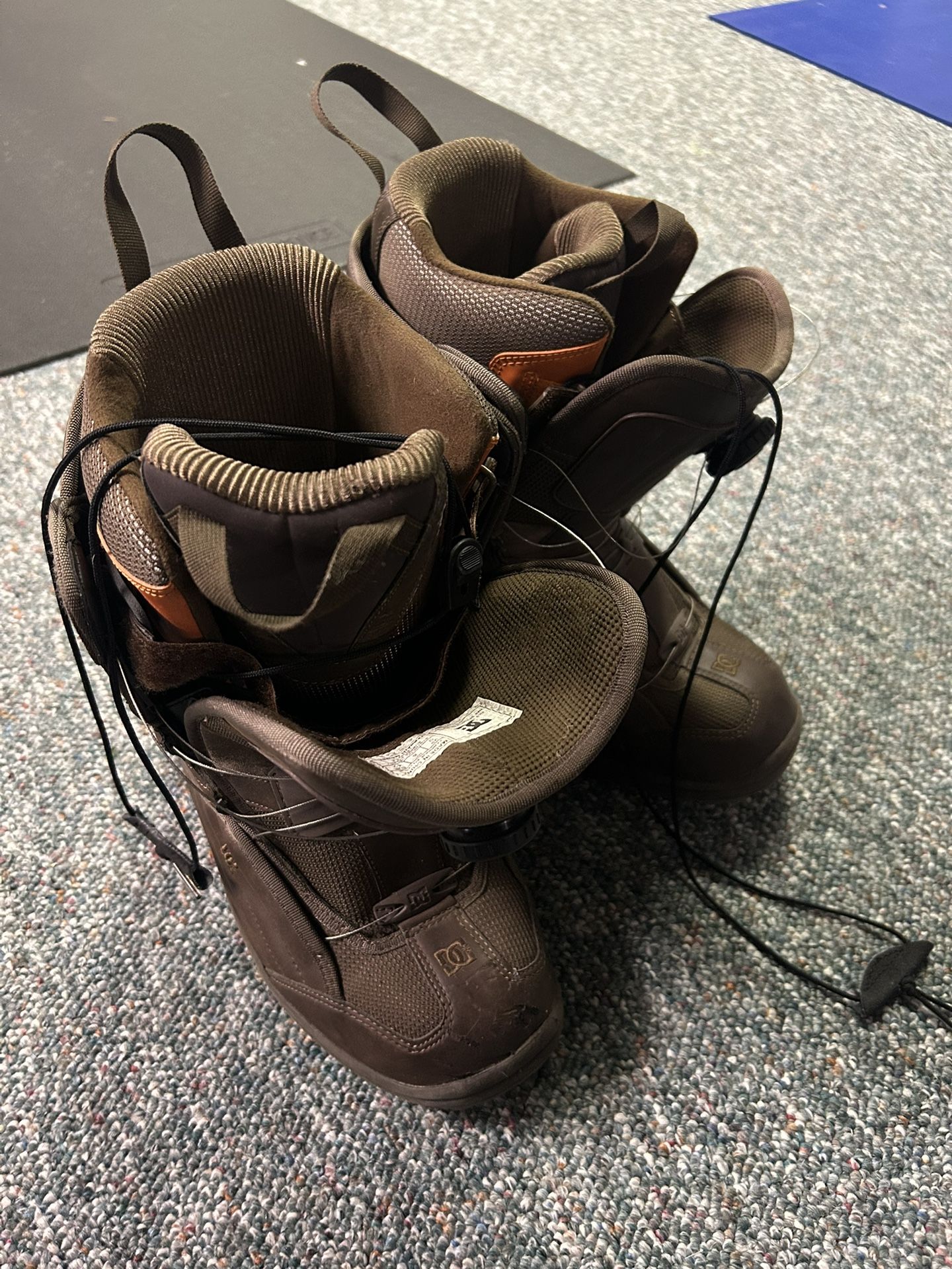 DC Snowboard Boots Size 9US