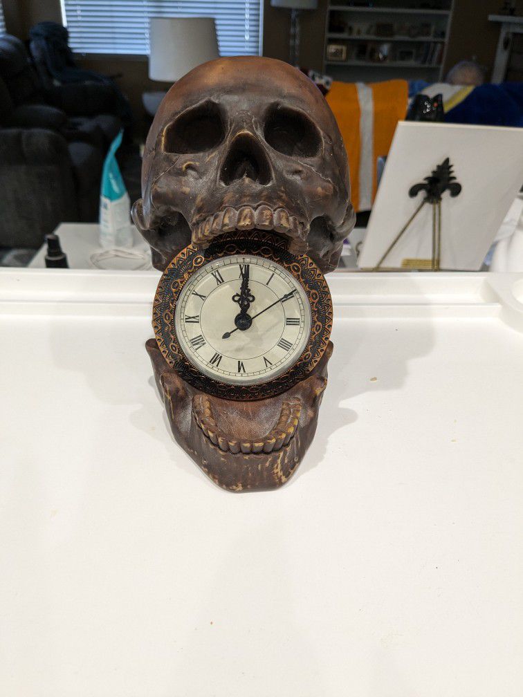 Skull With Clock