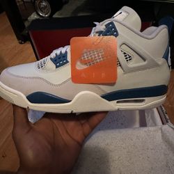 Jordan 4 Military Blue 