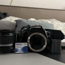 Canon EOS Rebel XTi DS126151 Digital Camera