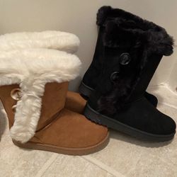 NIB Boots 9