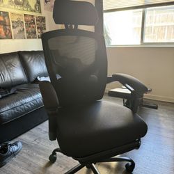 Ergonomical Adjustable Office Chair