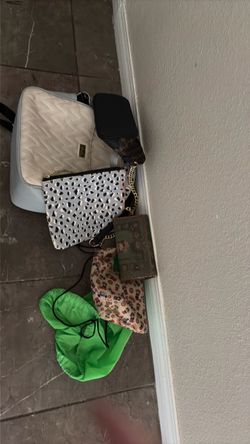 Free purses