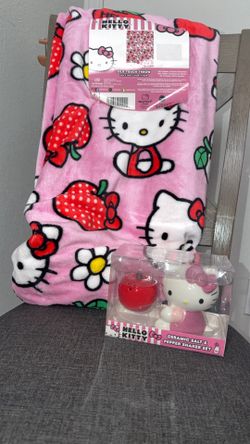 Hello Kitty blanket and ceramic $20