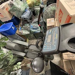 LifeFitness Commercial Elliptical – Excellent Condition – $200 Negotiable)