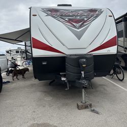 Stealth 32ft Toy Hauler 2019