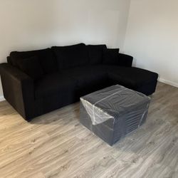 💥 Brand New Black Sectionals With Free Ottoman 