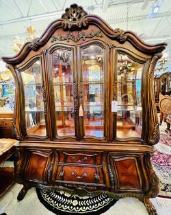 AICO By Michael Amini CHATEAU BEAUVAIS China Cabinet - TX