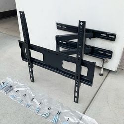 (NEW) $25 Full Motion 32-55” TV Wall Mount Bracket Dual Arms Swivel Tilts Max 99lbs