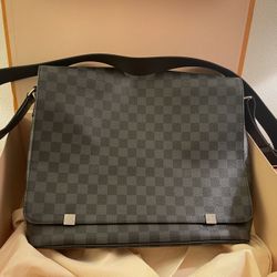 Laptop Bag, Louis Vuitton