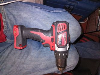 Milwaukee drill driver