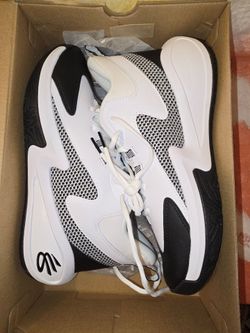 Under Armour Curry 3Z 25 Unisex White/Black.