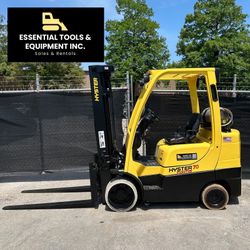 2017 Hyster S70FT Forklift 7,000lb 3-Stage Mast Propane Cushion 4-Way Shift