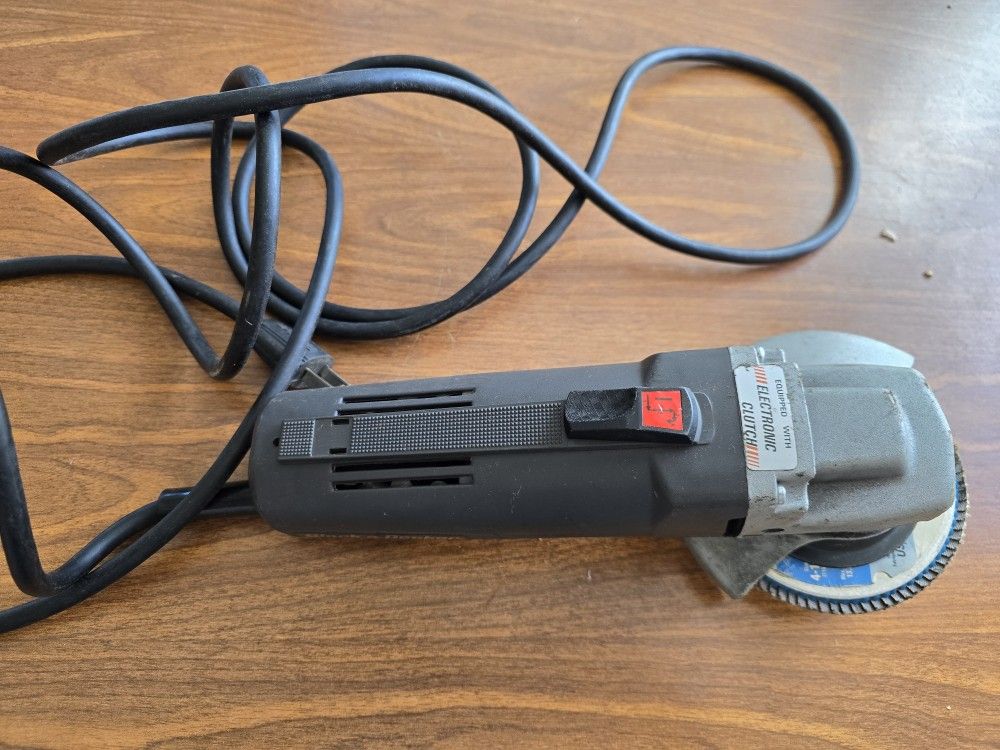 Black & Decker 4 1/2 Angle Grinder