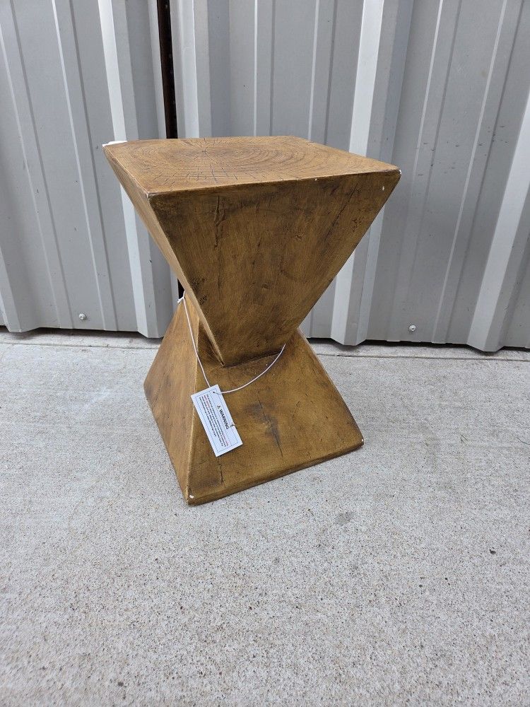 New Outdoor Concrete Accent Table