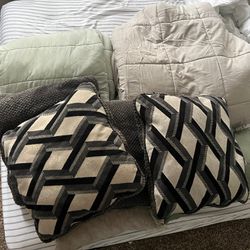 Bed Comforter And Pillows