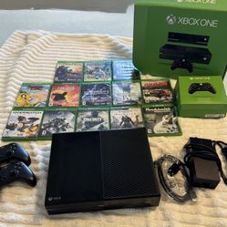 Xbox One Console Bundle - 500GB Black | 2 Controllers | 13 Games | Original Box