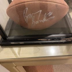 Hand Signed  BARRY  SANDERS  Football 